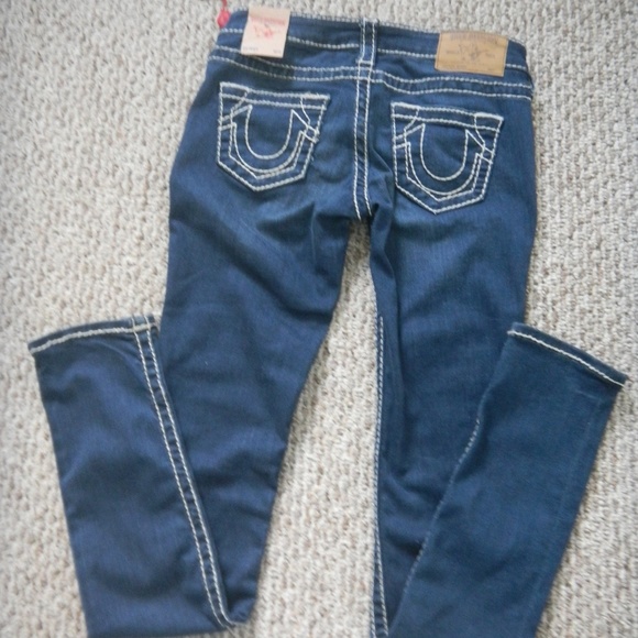 TRUE RELIGION WOMEN'S JEAN - Picture 4 of 4